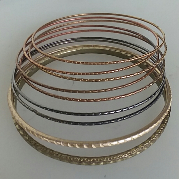 Jewelry - Bangles